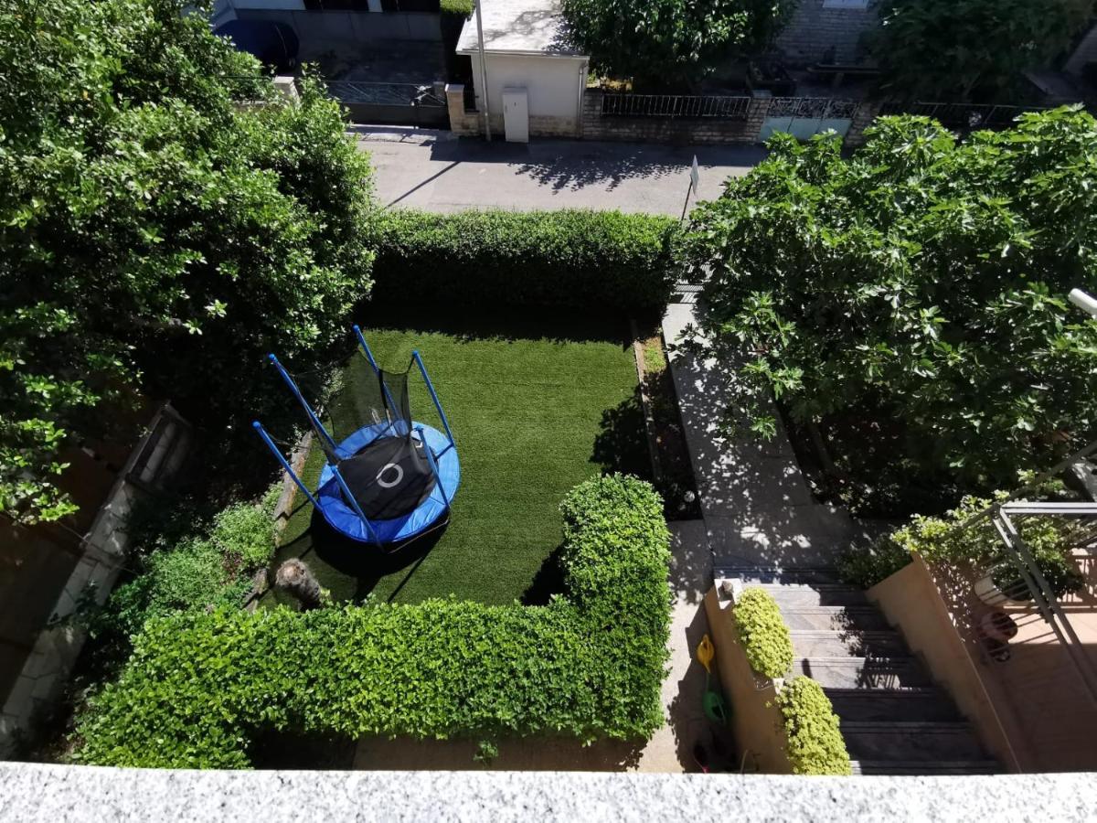 Near By Everything Vodice Exterior foto