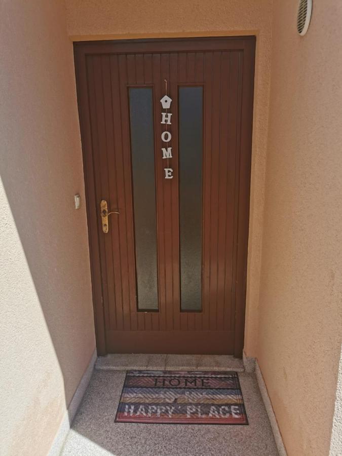 Near By Everything Vodice Exterior foto